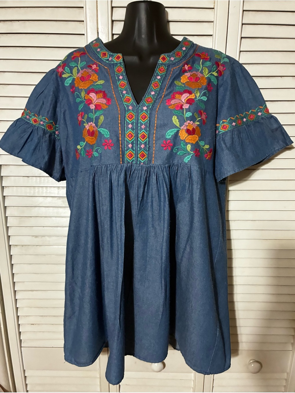 Umgee Blue Embroidered Floral Cotton Tunic tunic top